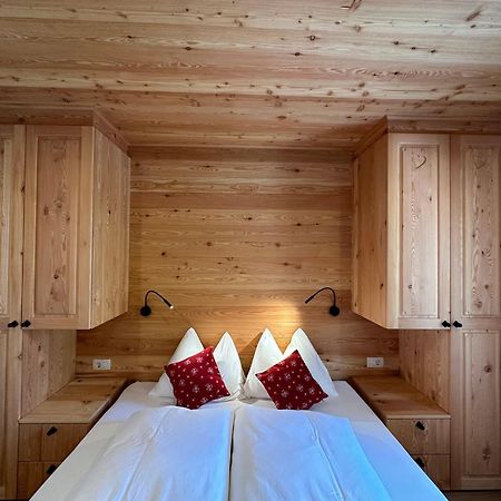 Hotel Surc Kranjska Gora Buitenkant foto