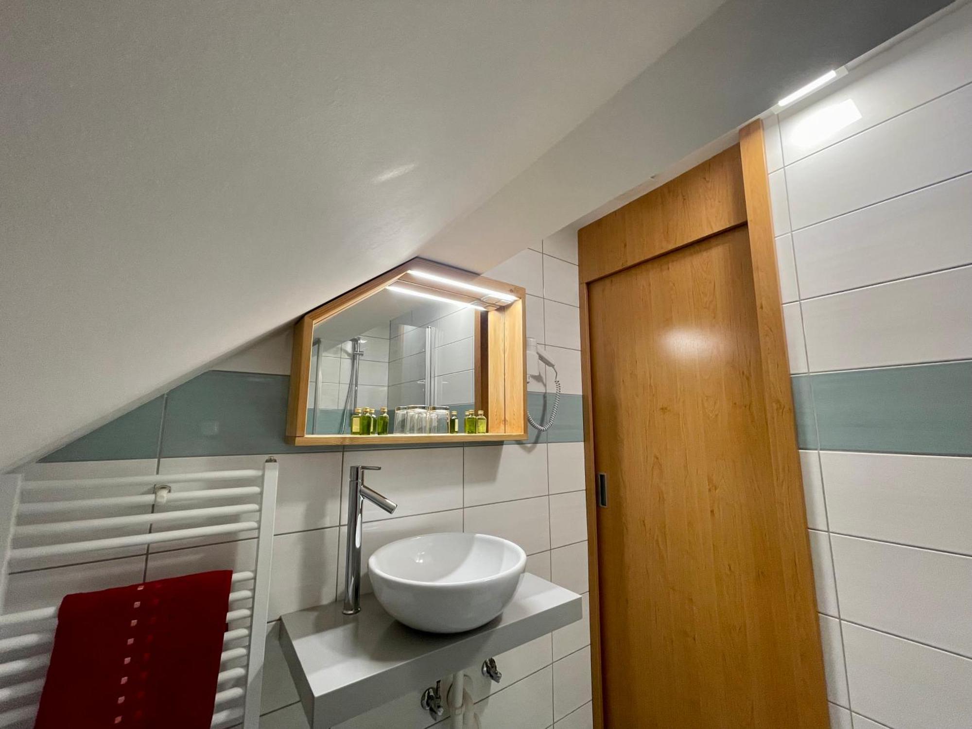 Hotel Surc Kranjska Gora Buitenkant foto