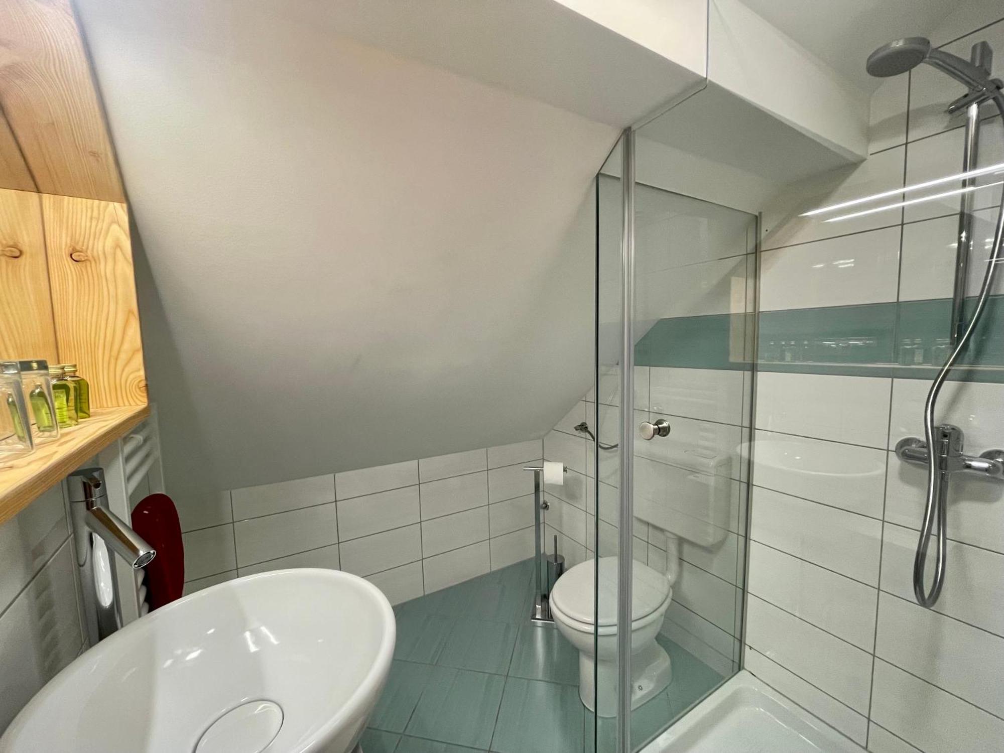 Hotel Surc Kranjska Gora Buitenkant foto